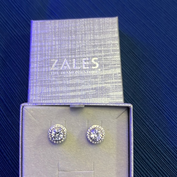 CZ diamond earrings - Picture 2 of 2